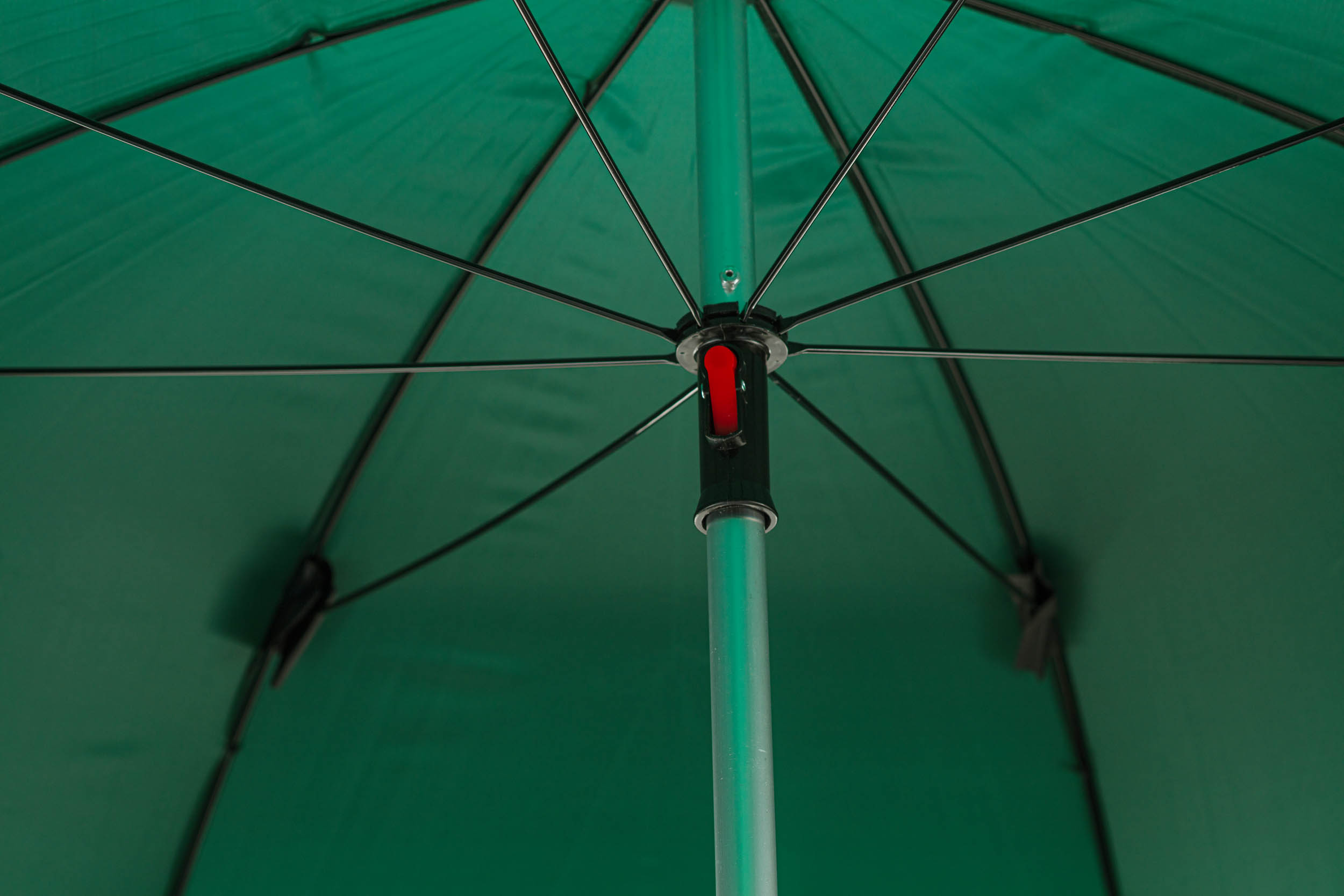 Parapluie orientable vert Ø2,20 mètres – Image 8